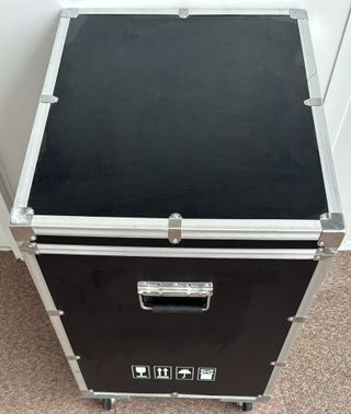 Baúl Flightcase con Ruedas 56x48x76cm