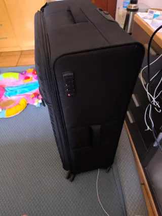 Maleta Primark L Negra vendo por falta de espacio