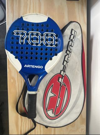Pala de pádel Artengo 700 con funda