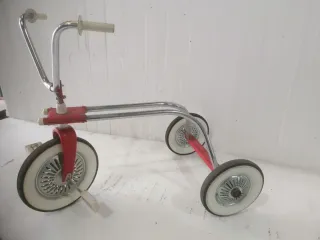 Triciclo Vintage Rojo