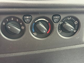 Ford Transit 350 96kW L3H2 Kombi Ambiente Delantera