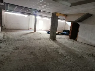 Local de 300 metros cuadrados en alquiler