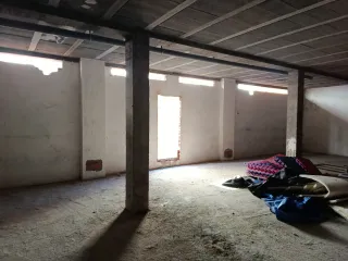 Local de 300 metros cuadrados en alquiler