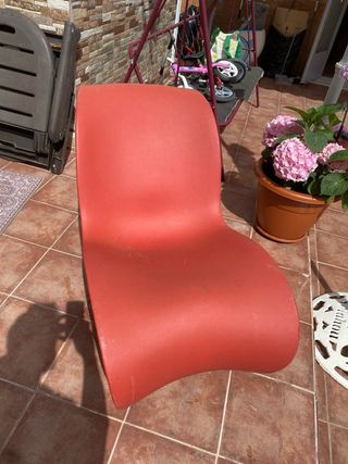 2 sillones  Mecedora Voido Rojo