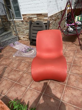 2 sillones  Mecedora Voido Rojo