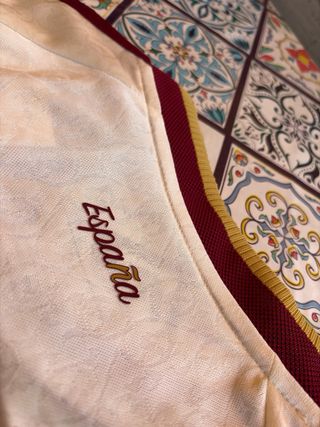 Camiseta España Mundial Jugador Adidas Beige