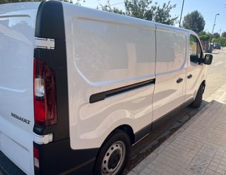 RENAULT TRAFIC 2.0 BluedCi 130cv (2023)