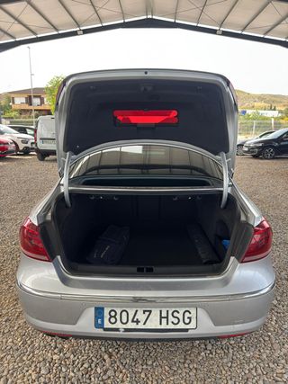 Volkswagen  Passat  CC 2013
