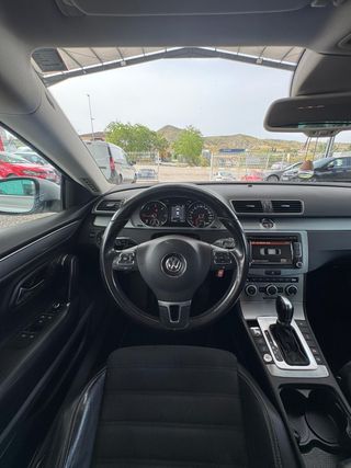 Volkswagen  Passat  CC 2013