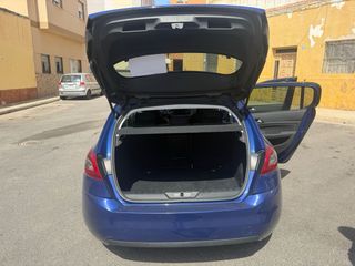 Peugeot 308 2021