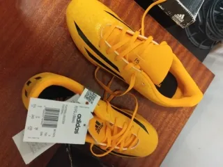 Scarpe da calcio Adidas bambino arancione