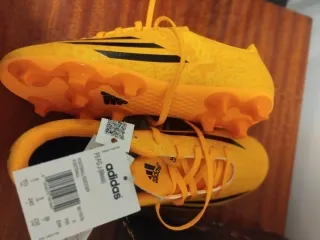 Scarpe da calcio Adidas bambino arancione