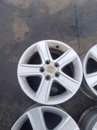 Llantas Mazda 6 '05 16