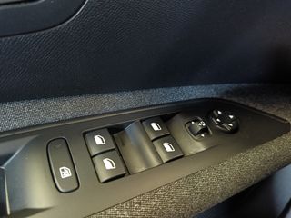 Peugeot 3008 BHDI 130 ACTIVE
