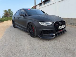 Audi RS3 2019 sedan 91000 km unico full extras