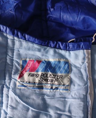 Saco de dormir azul montaña