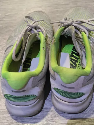 Zapatillas Nike free RN grises y verdes talla 38.5