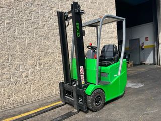 Carretilla Elevadora CESAB B210 Año 2019
