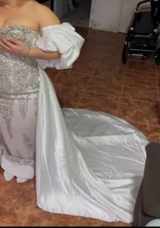 Vestido de Novia Plateado y Blanco