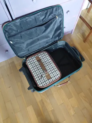 OFERTÓN Maleta de cabina verde y marrón