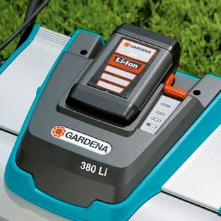 Cortacésped Gardena 380 Li a batería