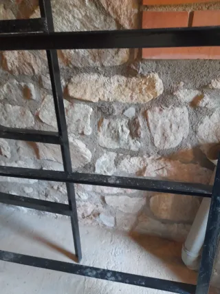 3 Soportes Metálicos para Estanterías