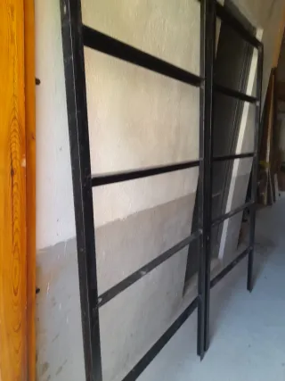 3 Soportes Metálicos para Estanterías