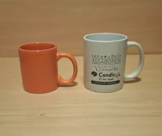 Tazas de cerámica multicolor