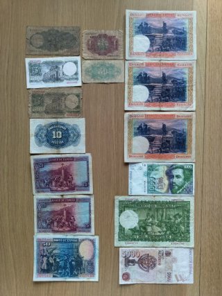 Monedas y billetes, vendo o cambio