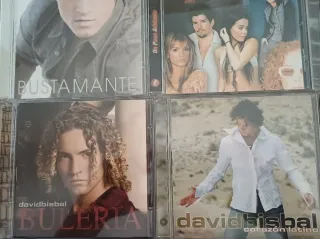 Lote CDs: Maná, Bisbal, 10 más y 7 de Regalo