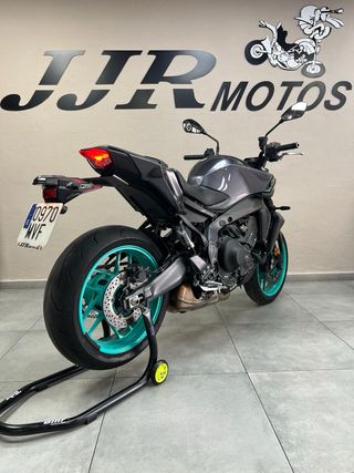 Yamaha MT-09 Y-AMT A2