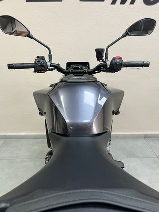 Yamaha MT-09 Y-AMT A2