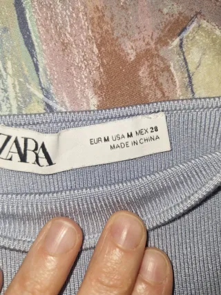 Crop top maniche a sbuffo scollatura squadrata
