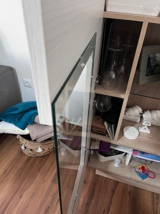 Vitrina de salón madera y cristal