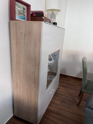 Vitrina de salón madera y cristal