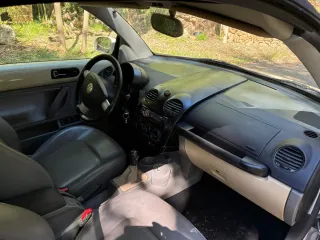 Volkswagen beatle 2003