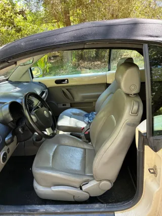 Volkswagen beatle 2003