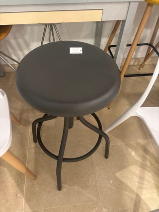 Taburete gris metal regulable
