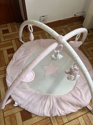 Gimnasio para bebés rosa