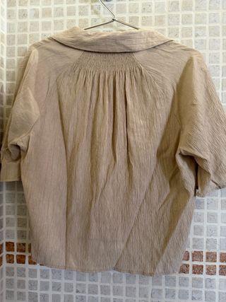 Camisa Zara manga corta beige
