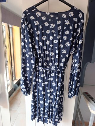 Vestido corto floral manga larga cintura elástica