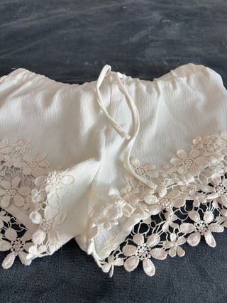 Pantalón de tiro corto ,ibicenco,mujer, talla L.