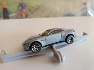 hot wheels premium aston martin db10
