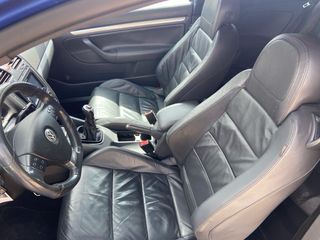 Volkswagen Golf R32 2007