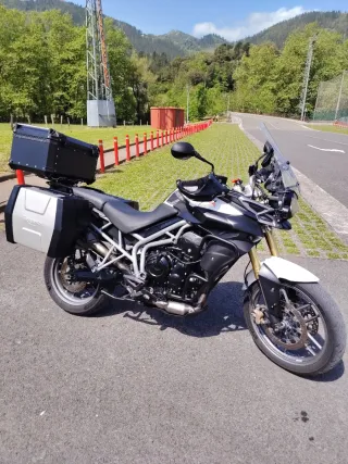 Triumph Tiger 800