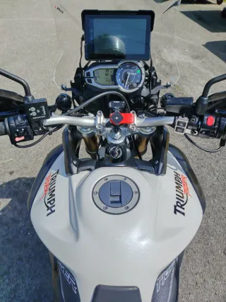Triumph Tiger 800