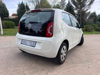 Volkswagen up! 2013