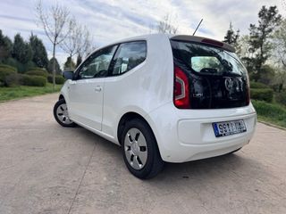 Volkswagen up! 2013