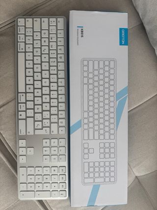 Teclado Inalámbrico OMOTON KB515 Plata