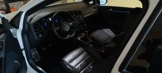Volkswagen Golf R300